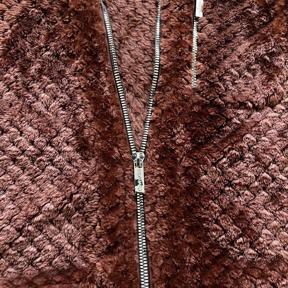 NWOT Calvin Klein Plush Zip-Up Vest - Picture 3 of 13